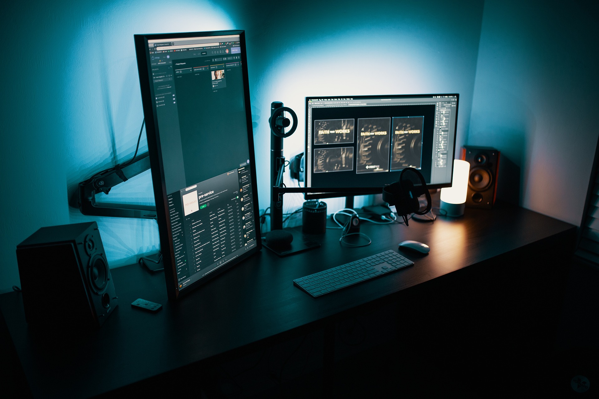Desktop computer